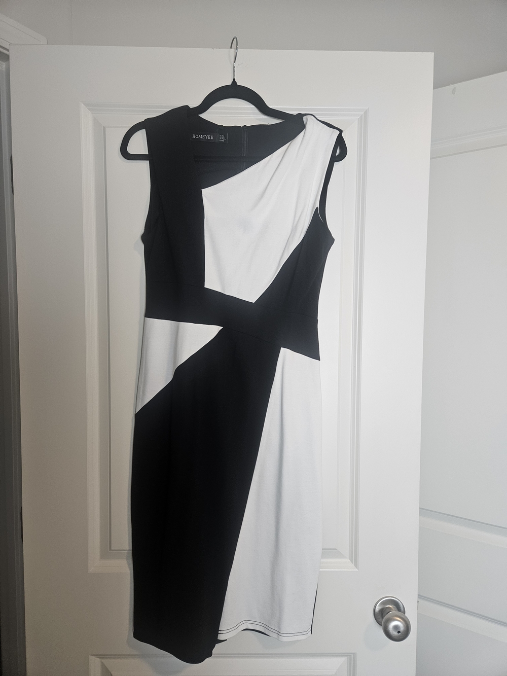 Black & White Geometric Midi Dress by Romette